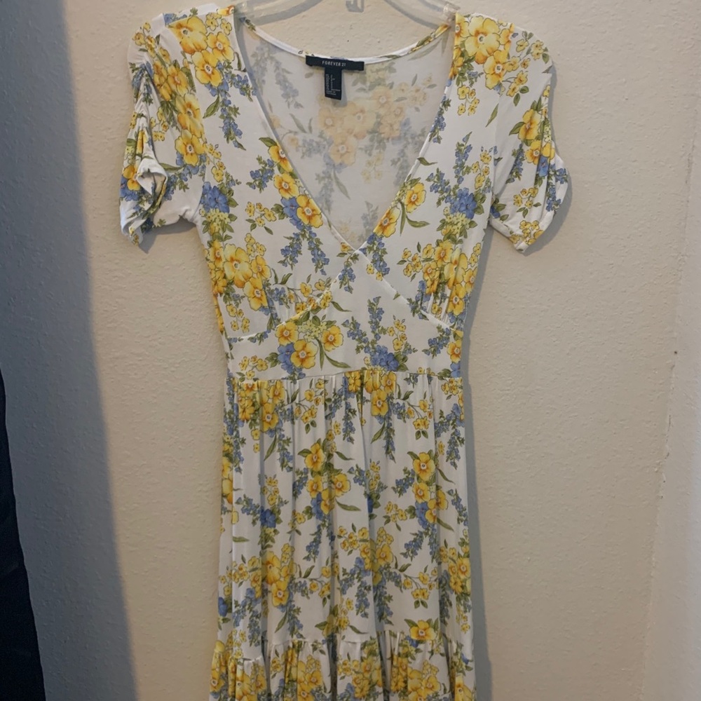 Forever 21 white and yellow floral dress
